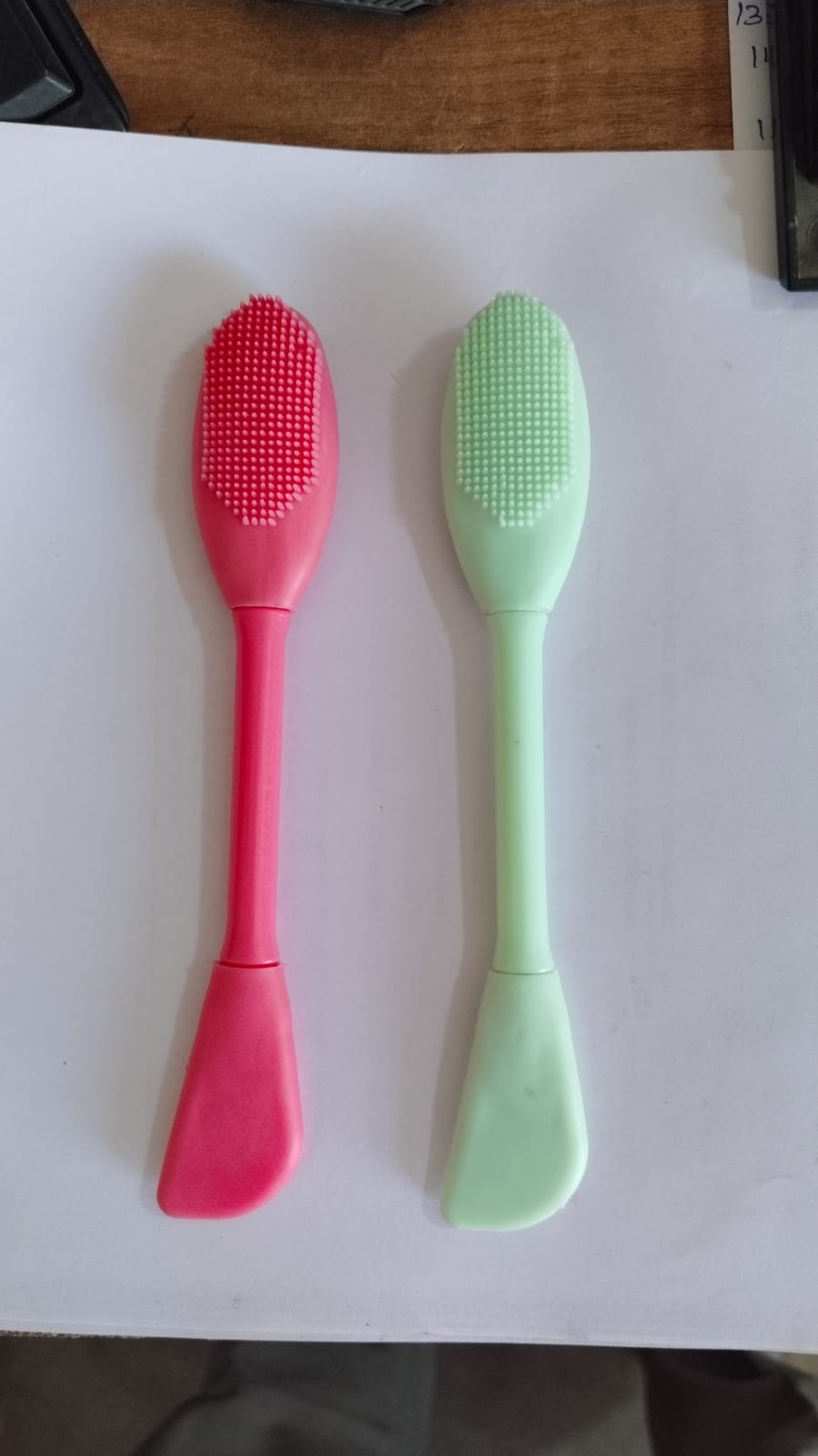 Dual-Action Glow Wand